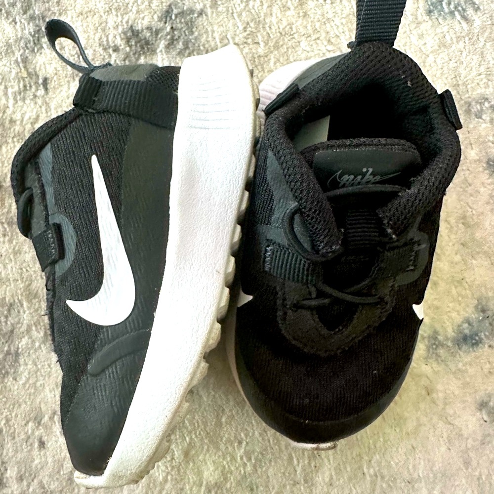 REPOSTO TD 'BLACK WHITE'